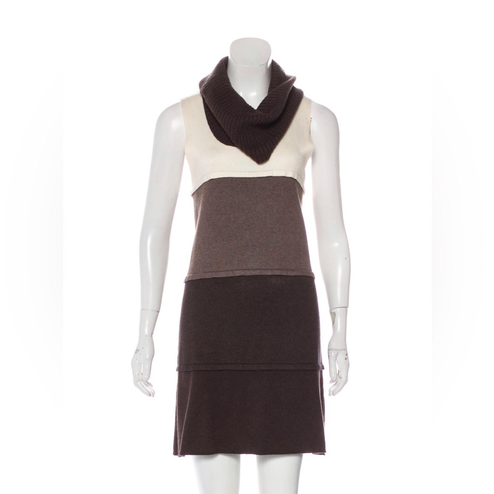 Alice and Olivia Sweater dress - size Medium